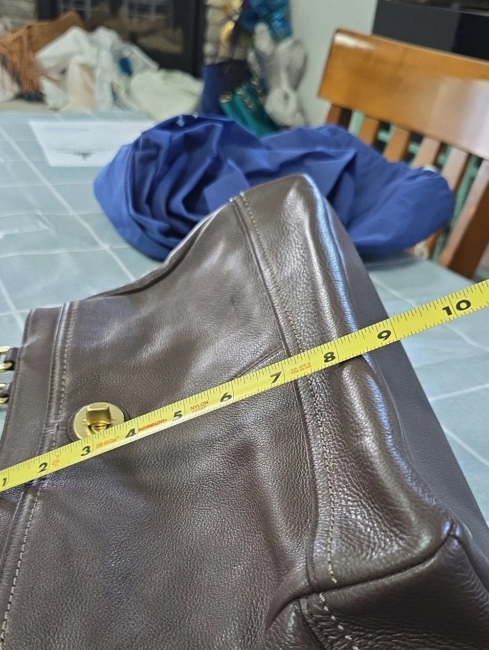 Coach elegant brown